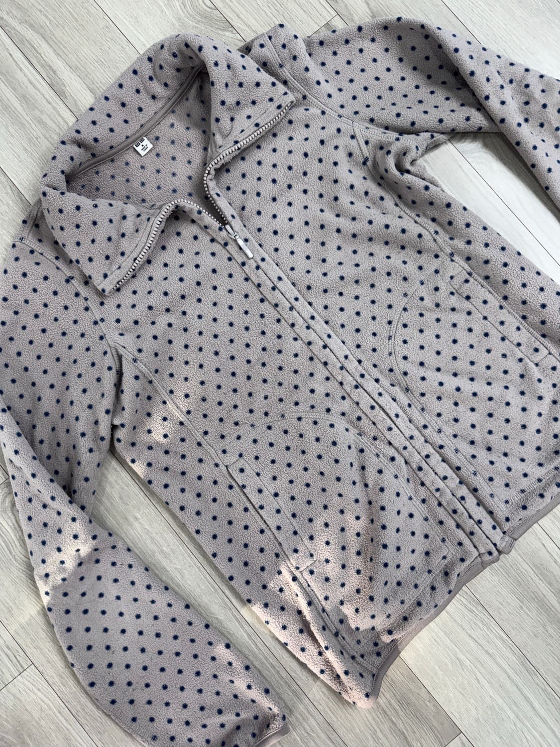 유니클로 도트 플리스 베이지 상품이미지3