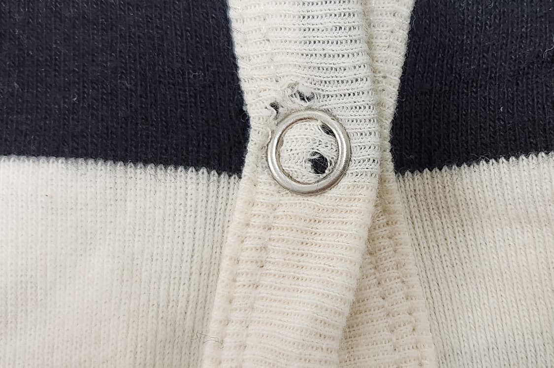 슬림핏 스트라이프 세미크롭 니트 가디건 상품이미지2