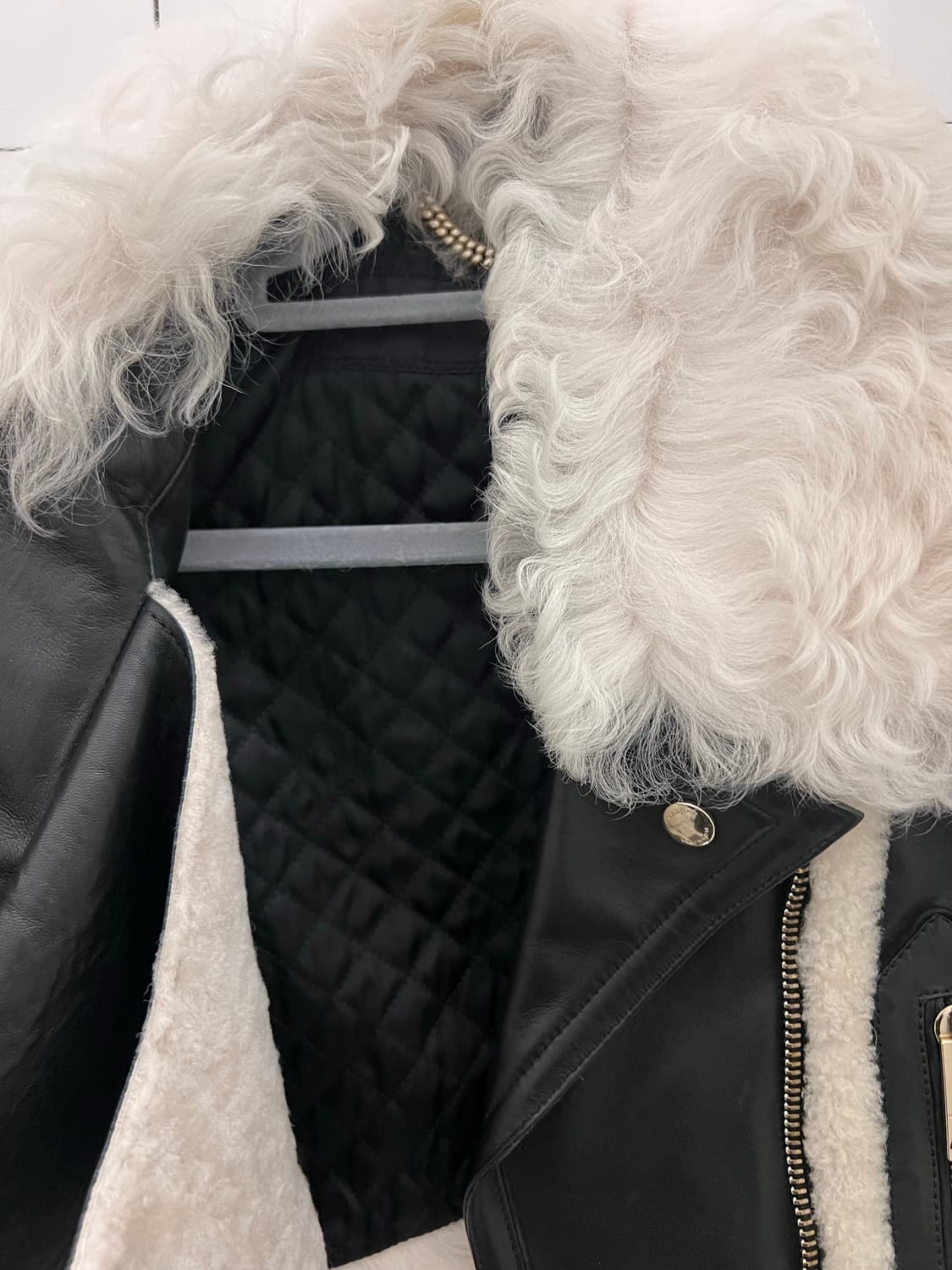 버버리 레더 무스탕 38 상품이미지9