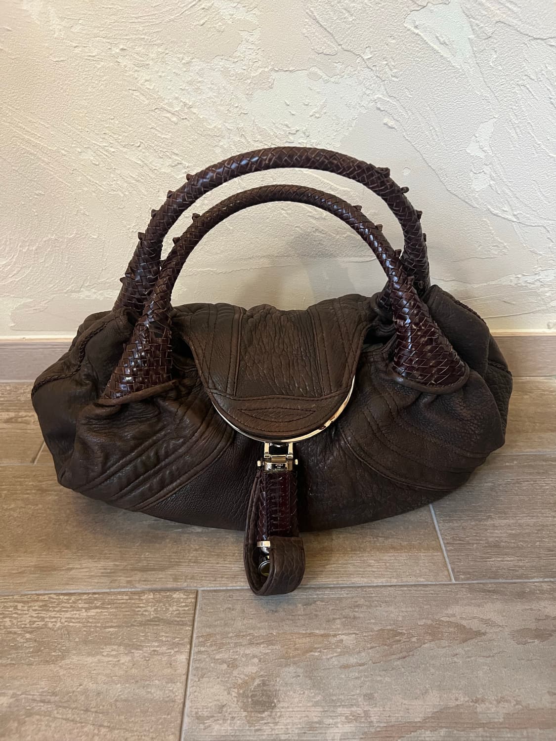 펜디 Zucca FF Spy 가방 상품이미지2