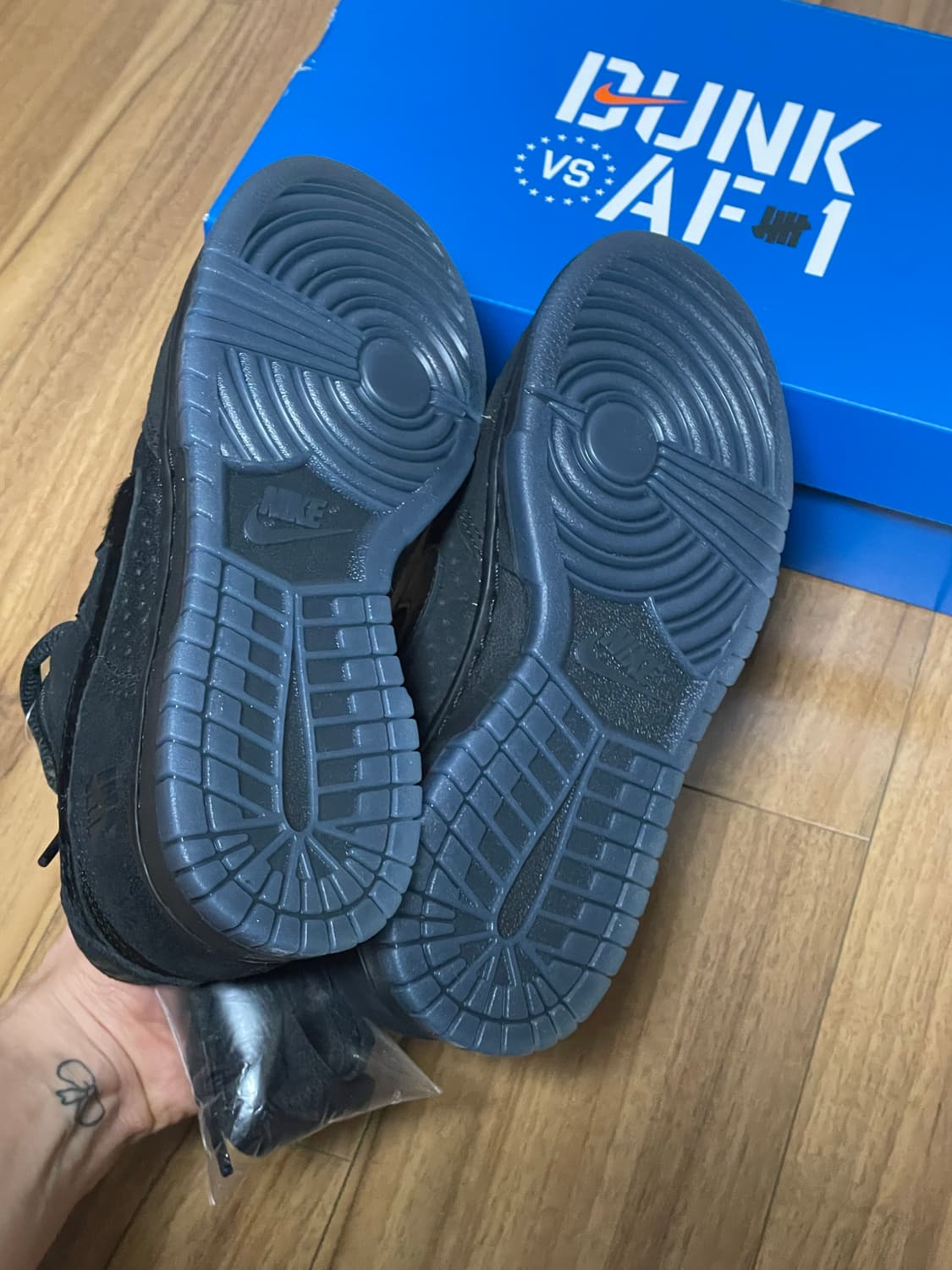 Nike x Undefeated 나이키x언디핏 덩크 로우 블랙 230 상품이미지4