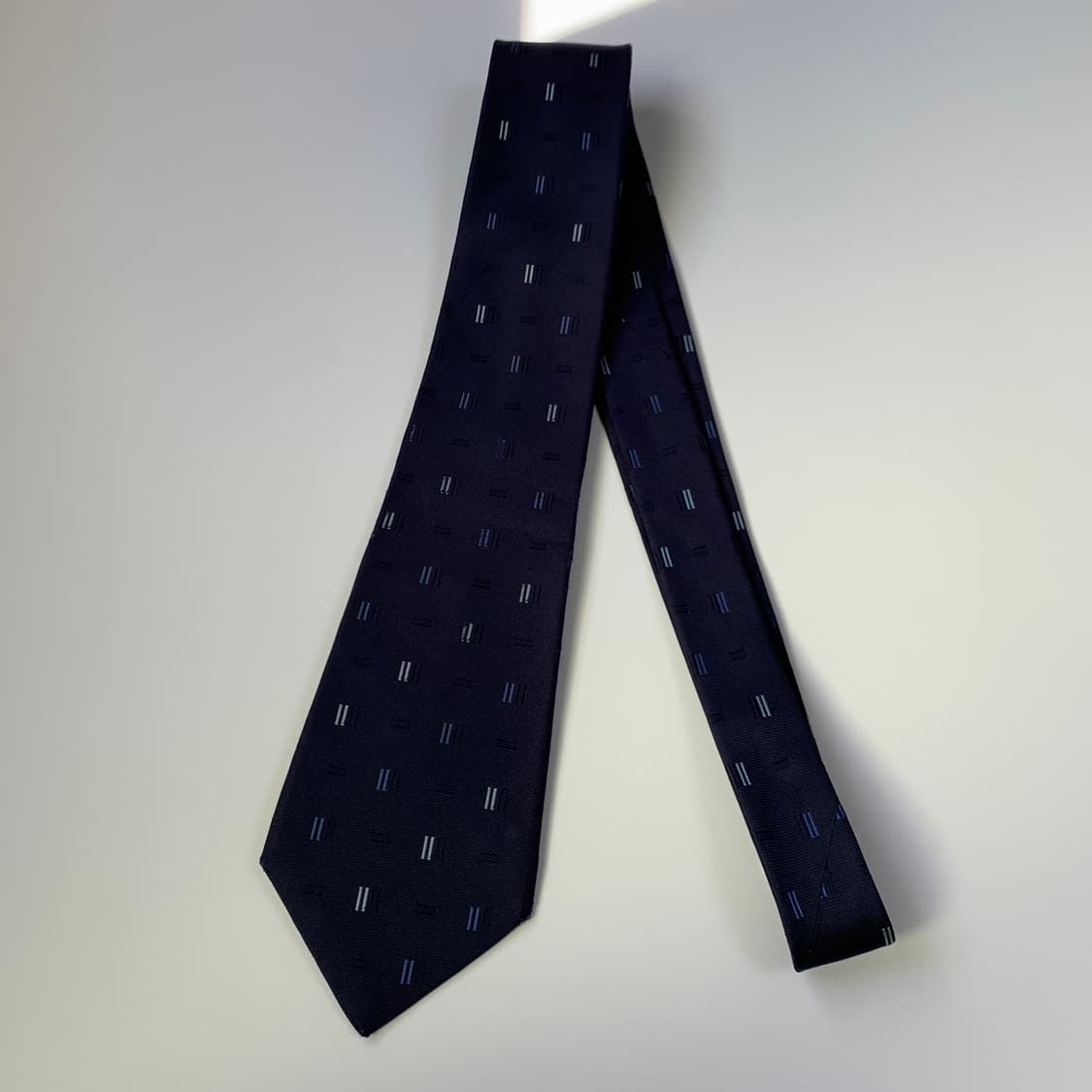 디올 옴므(DIOR) 신형라벨 명품넥타이 100실크 B+등급 상품이미지8