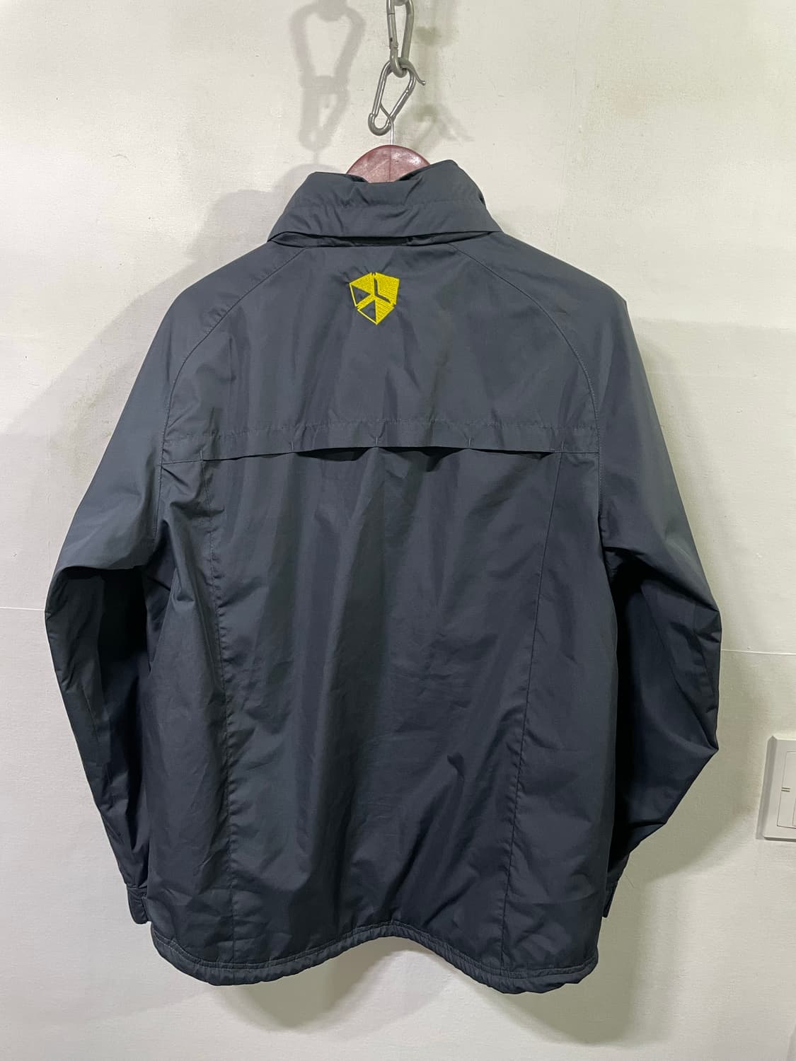 나이키 바르셀로나 11-13 바람막이 윈드브레이커 95-100사이즈 메시 상품이미지2