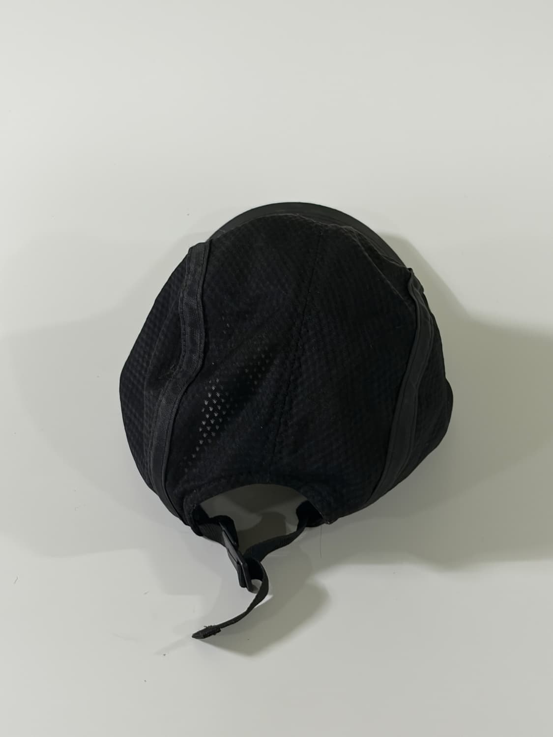 90s Nike (나이키) 빈티지 스몰 스우시 블랙 메쉬 볼캡 상품이미지3