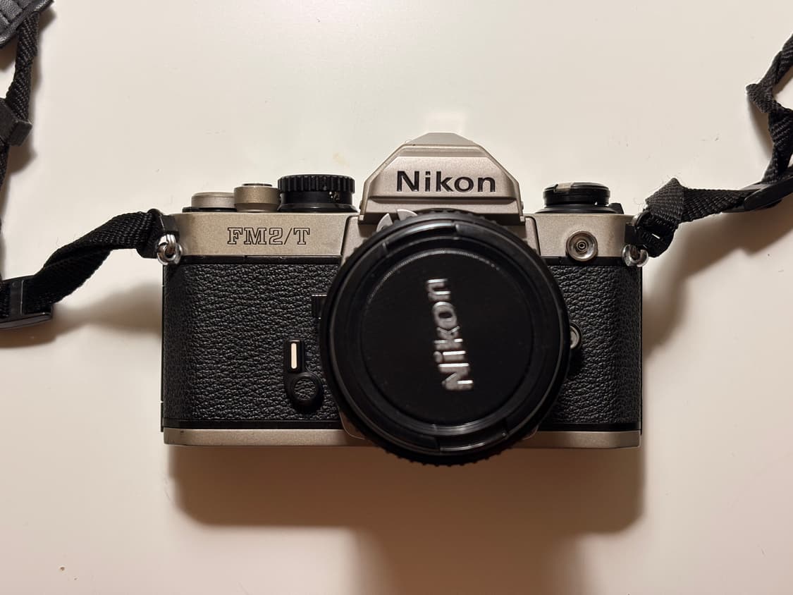 nikon fm2/t 니콘 FM2 티타늄 한정판 + 렌즈2종 판매합니다 상품이미지2