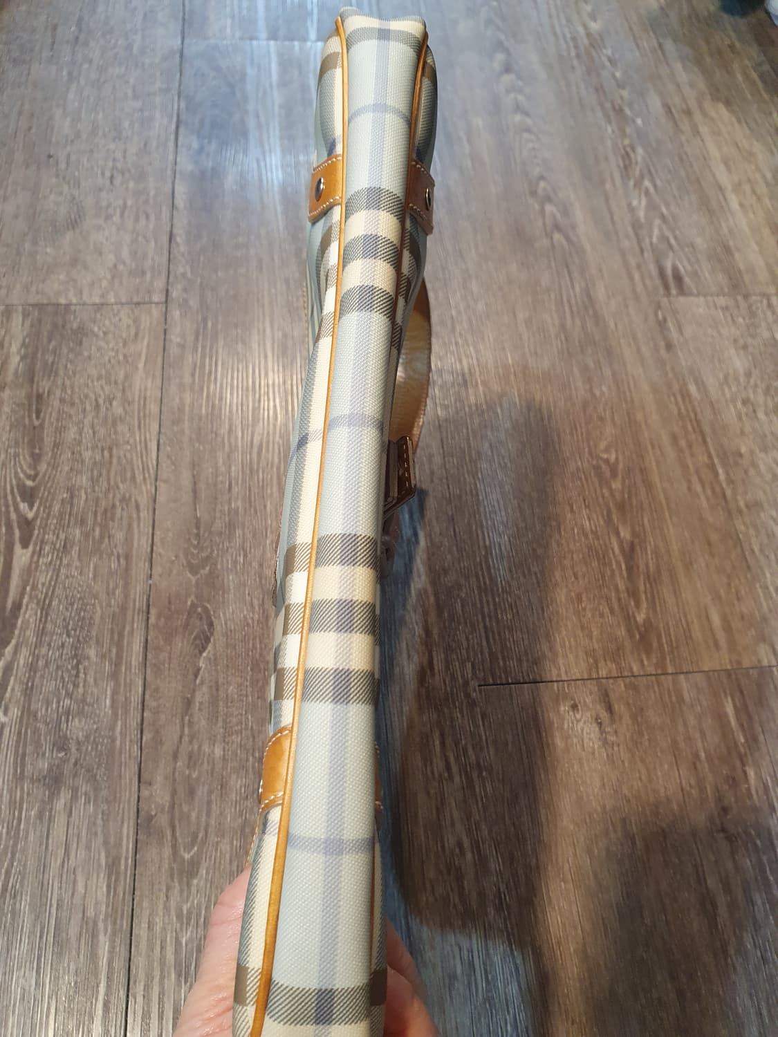 버버리체크숄더백 상품이미지4