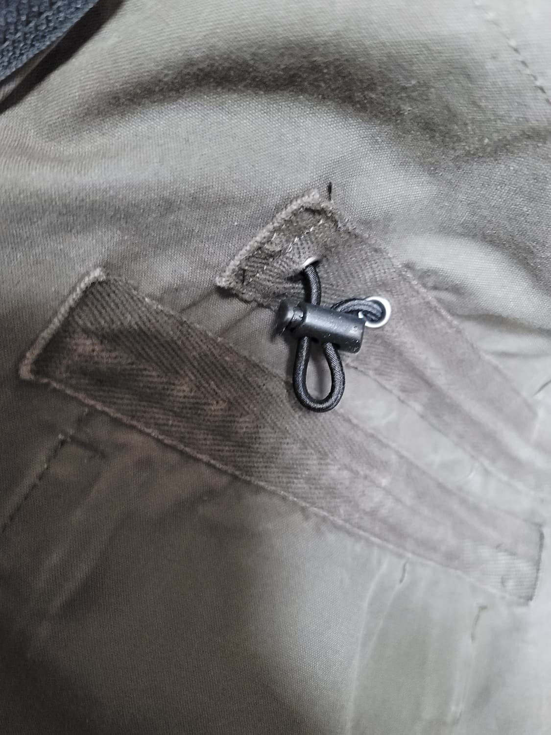 cp컴퍼니 야상 필드자켓 95정사이즈 상태굿

 상품이미지6