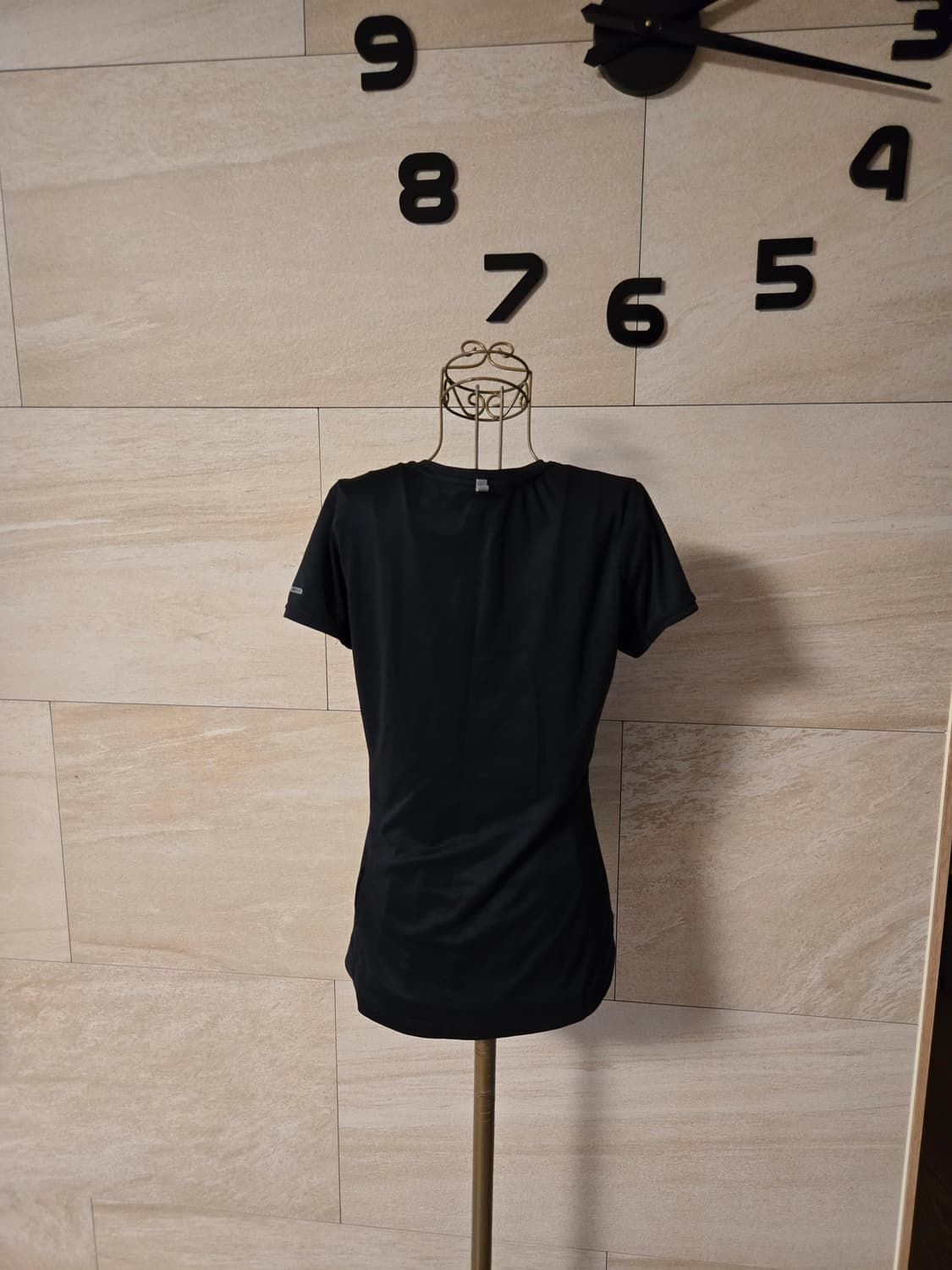 [s] 나이키 러닝 드라이핏 여성 반팔티 런닝복 상품이미지4