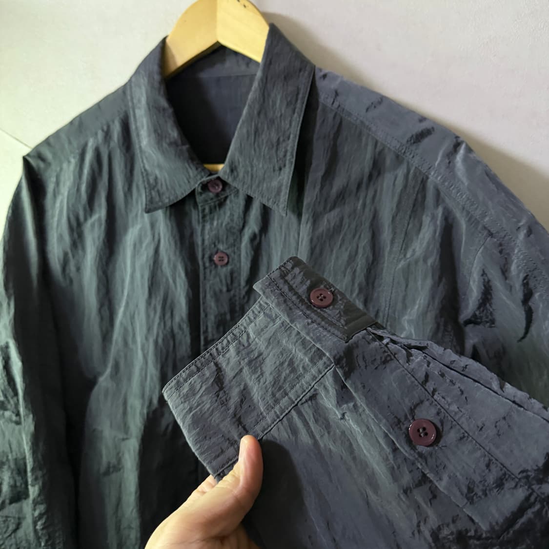 솔리드옴므 우영미 오버핏 나일론 셔츠 자켓 50 (프리) 상품이미지4