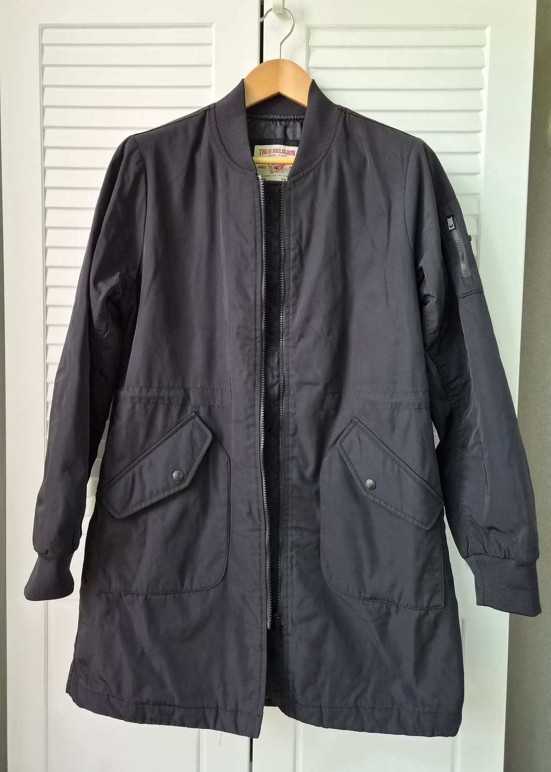 트루릴리젼 여성용 블랙 롱 봄버 자켓 사이즈100 상품이미지2