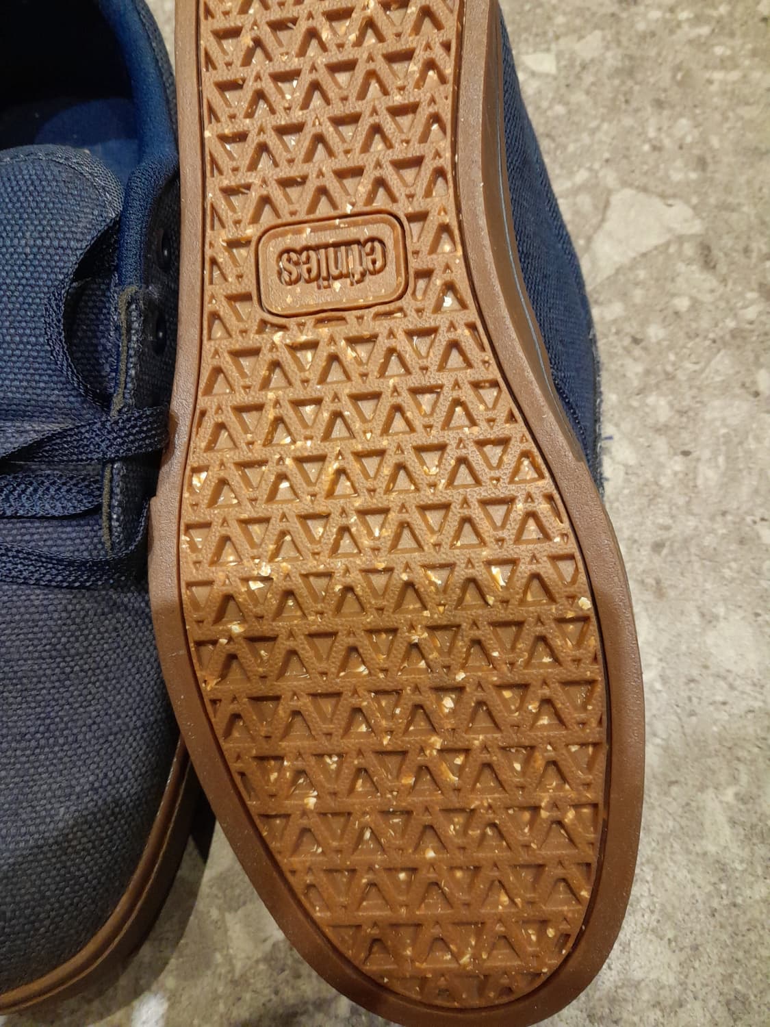 💥(새상품) 에트니스 올드스쿨 보드화 네이비 (245)  상품이미지4