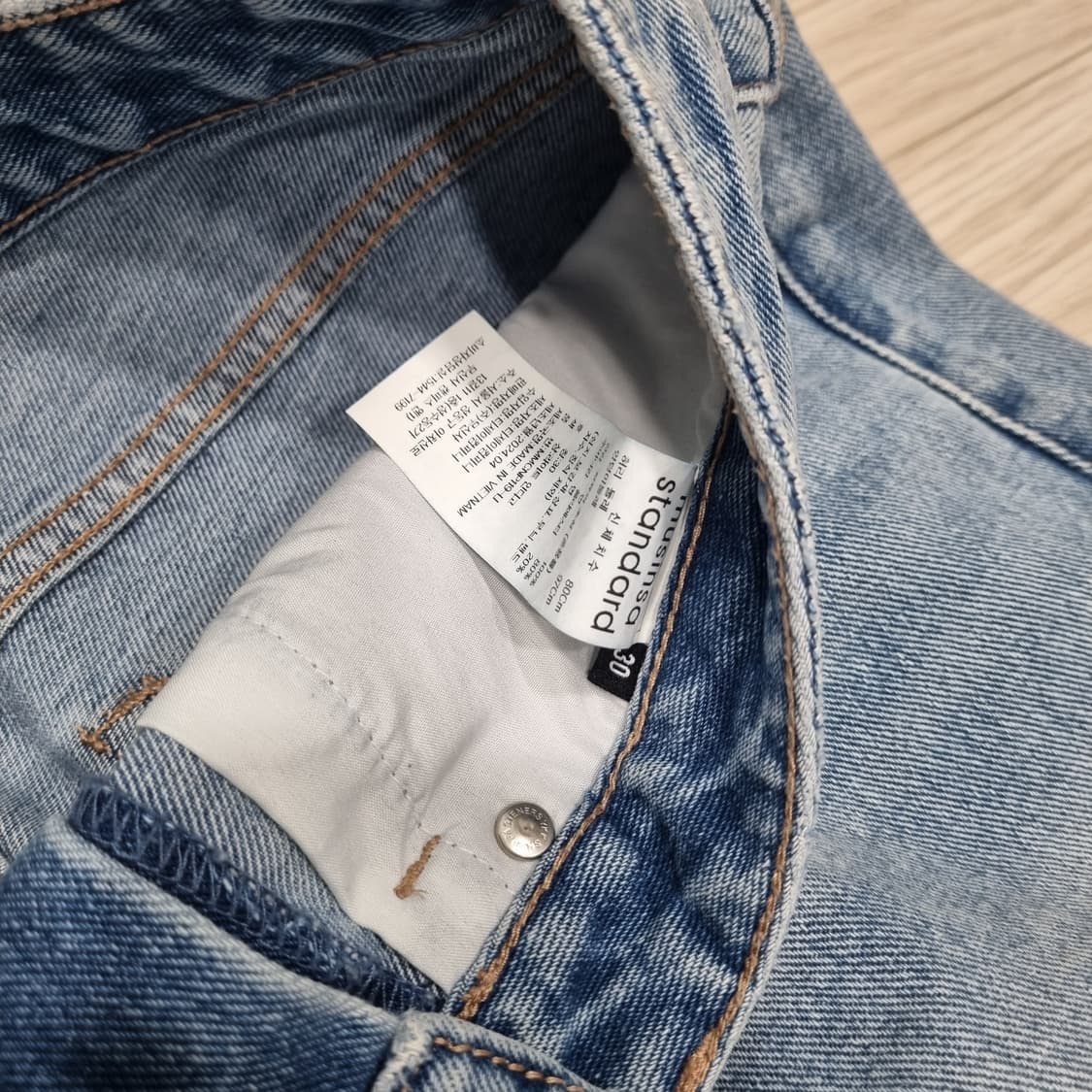 무탠다드 루즈 스트레이트 데님 라이트 인디고 30사이즈 상품이미지3