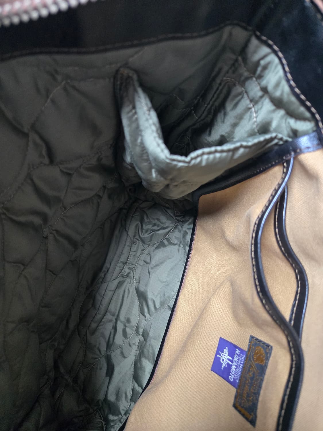 토이즈맥코이 헬멧백 블랙 판매합니다. 상품이미지5