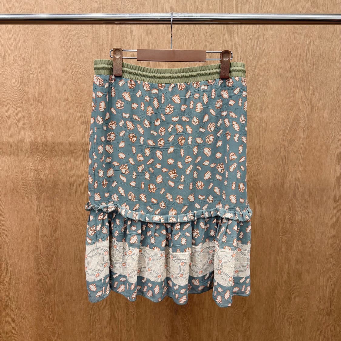 디젤 미디 스커트 밴딩 스트링 리프 패턴 프린팅 러플 레이어드 그린 상품이미지3