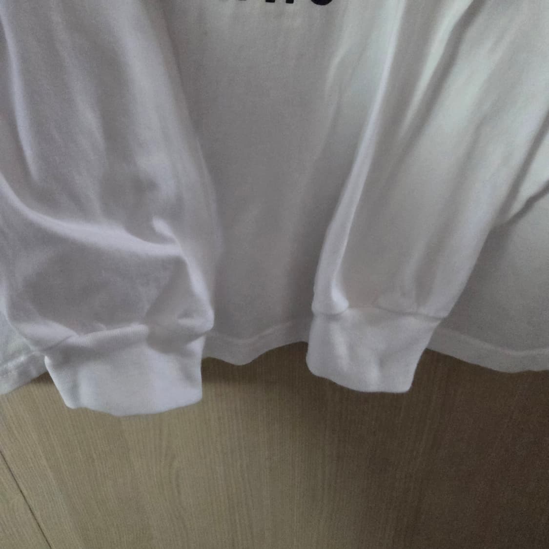 스투시 긴팔티 S사이즈 판메합니다. 상품이미지5