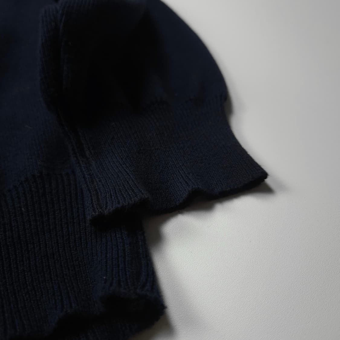 디스이즈네버댓 아치로고 카라넥 스웨터 네이비 (L) 상품이미지4