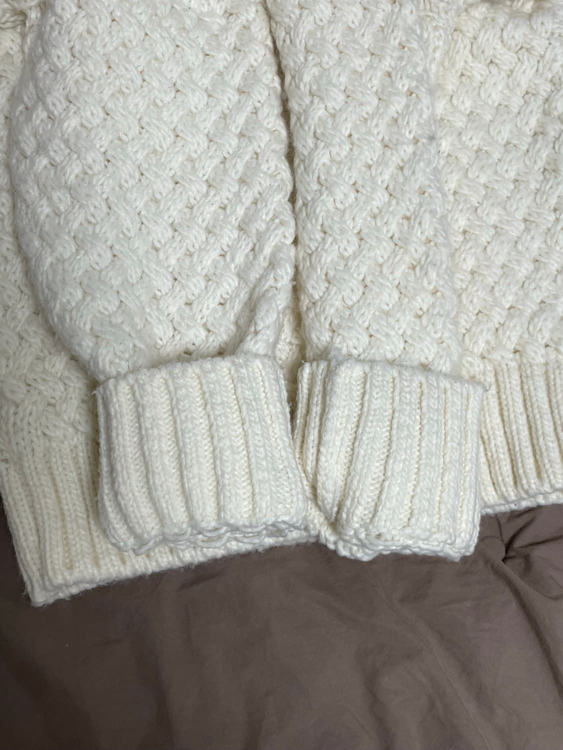 아모멘토 제니 니트 크로셰 니트 풀오버 상품이미지4