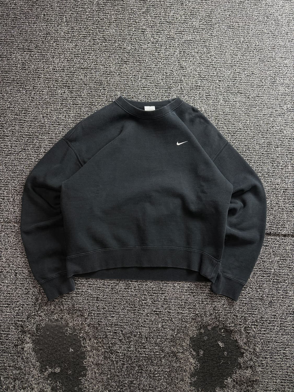 나이키 NRG 스우시 미니멀 블랙 크루넥 맨투맨 4137 상품이미지2