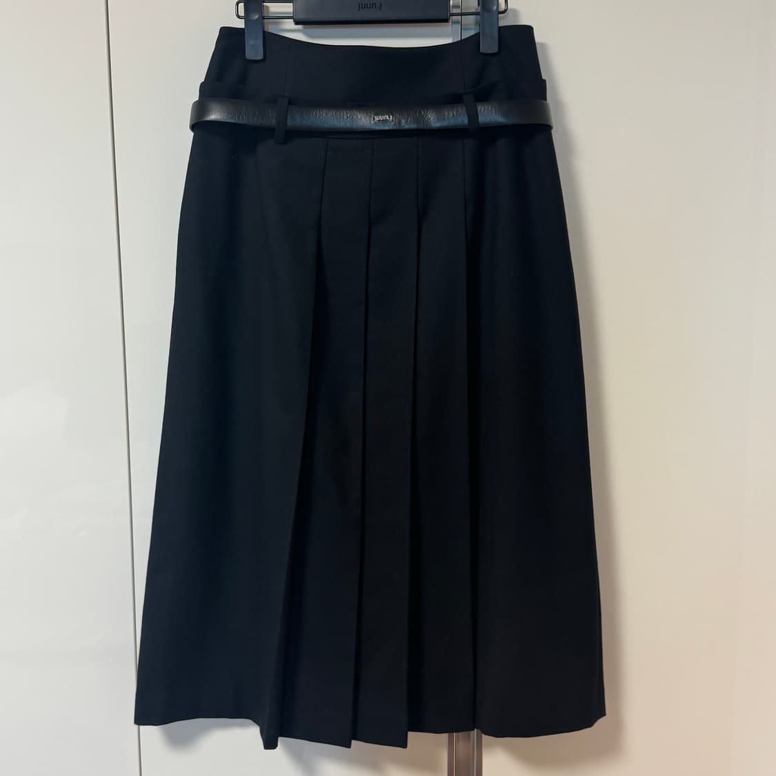 준지 블랙 벨트 플리츠스커트 상품이미지2