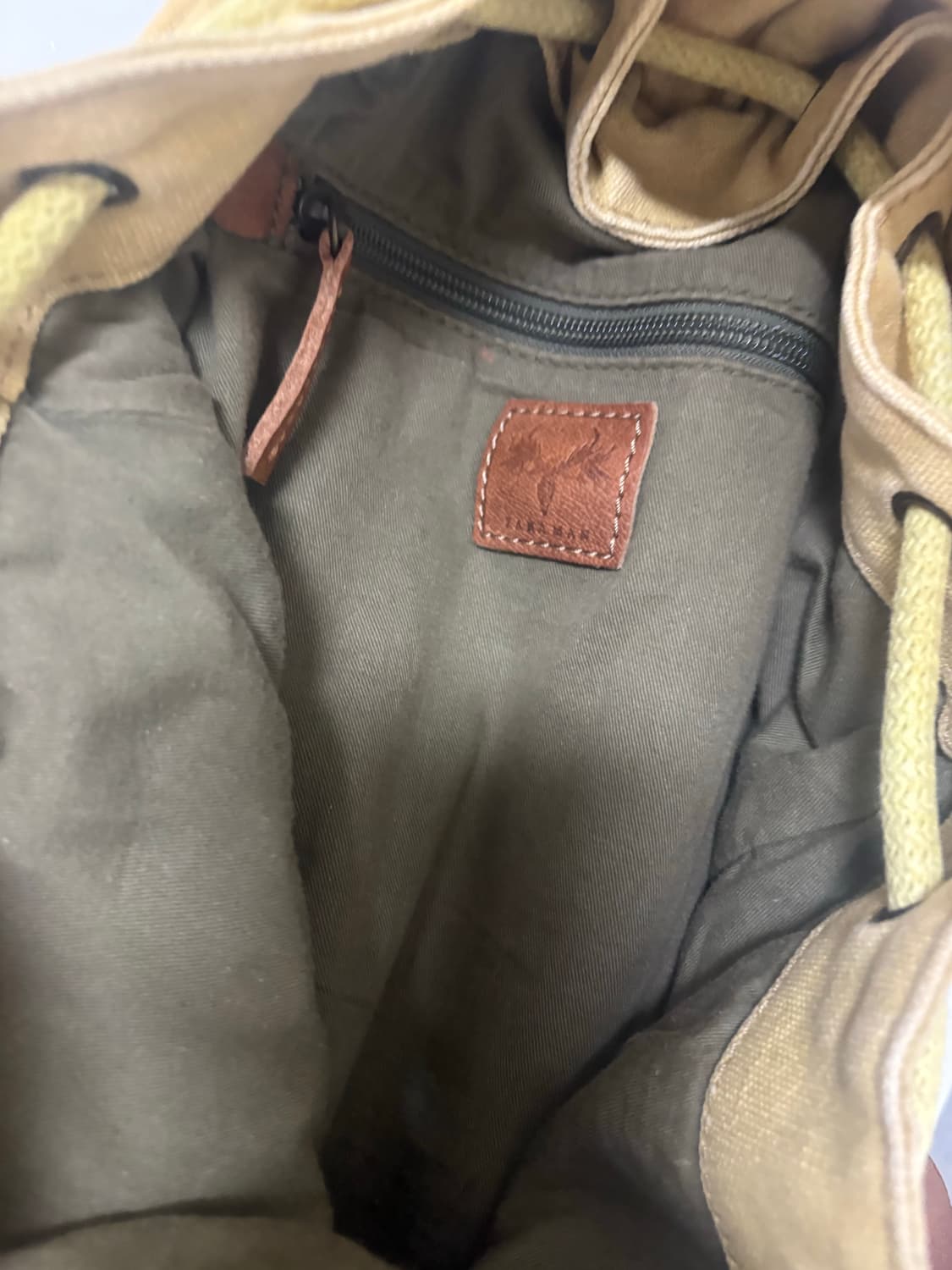 CP Company 럭색 백팩 상품이미지4