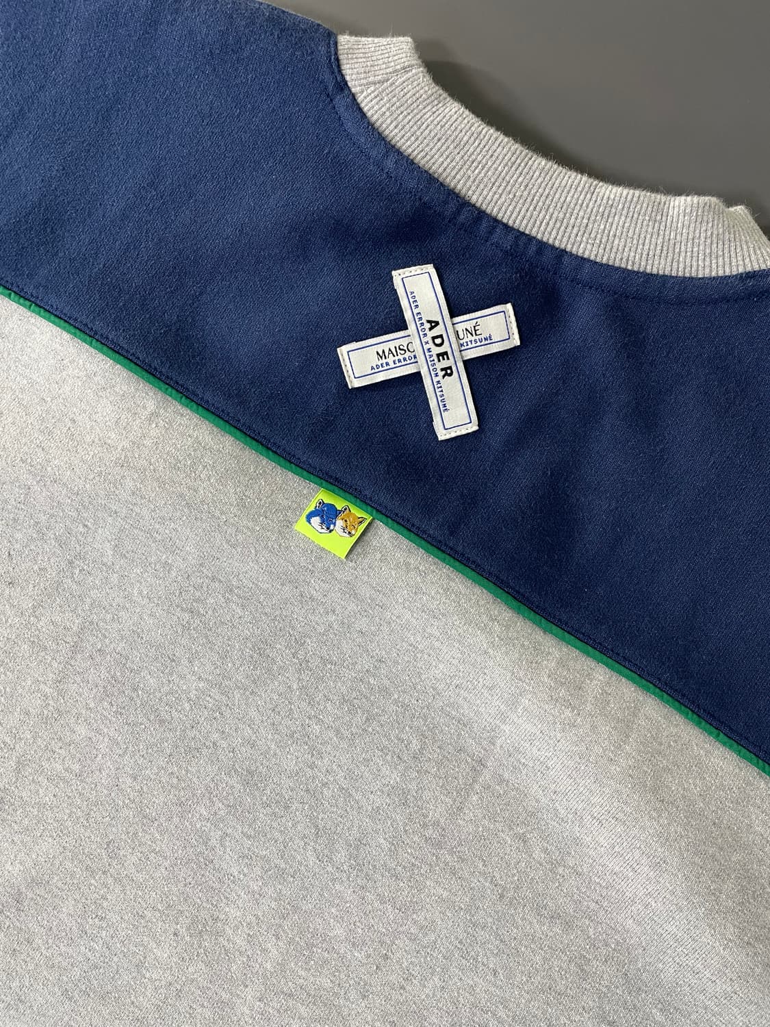 [A1] 아더에러 X 메종 키츠네 레이아웃 맨투맨 스웻셔츠 상품이미지7