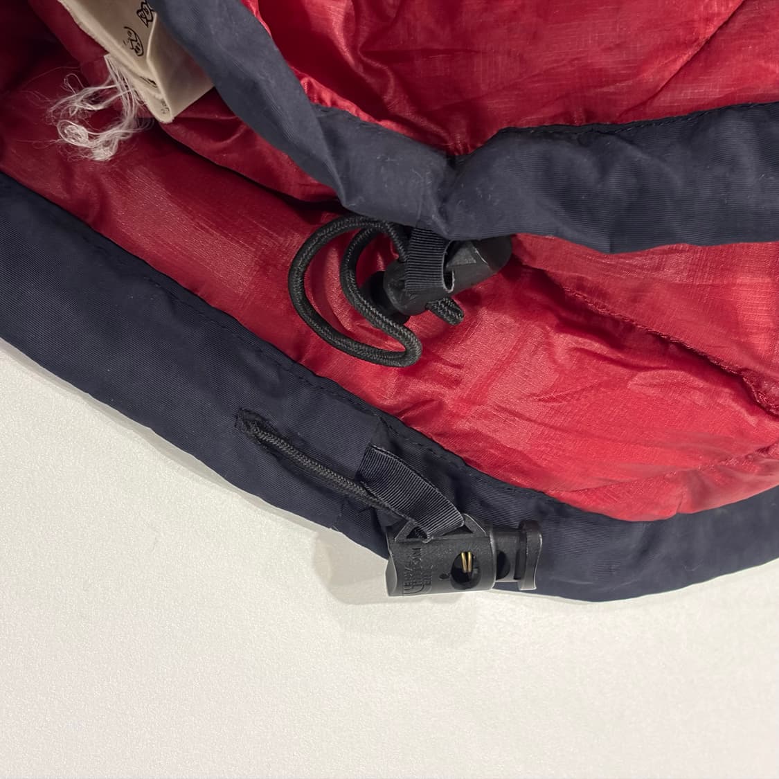 [105] 00s 노스페이스 써밋 패딩 조끼 버건디 레드 B688 상품이미지9