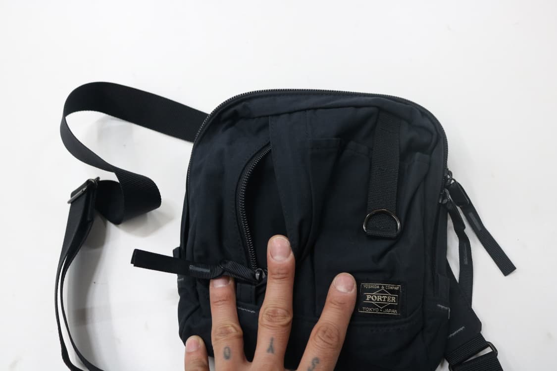 포터 테크니컬 바디백 상품이미지8