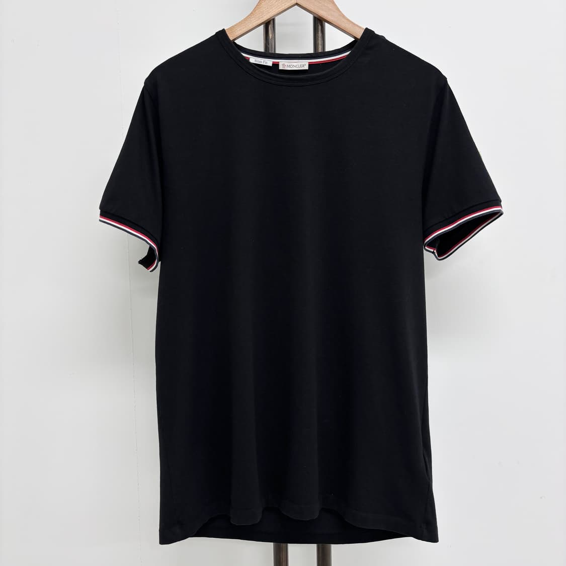 [XXL]몽클레어 와펜패치 반팔티 상품이미지1