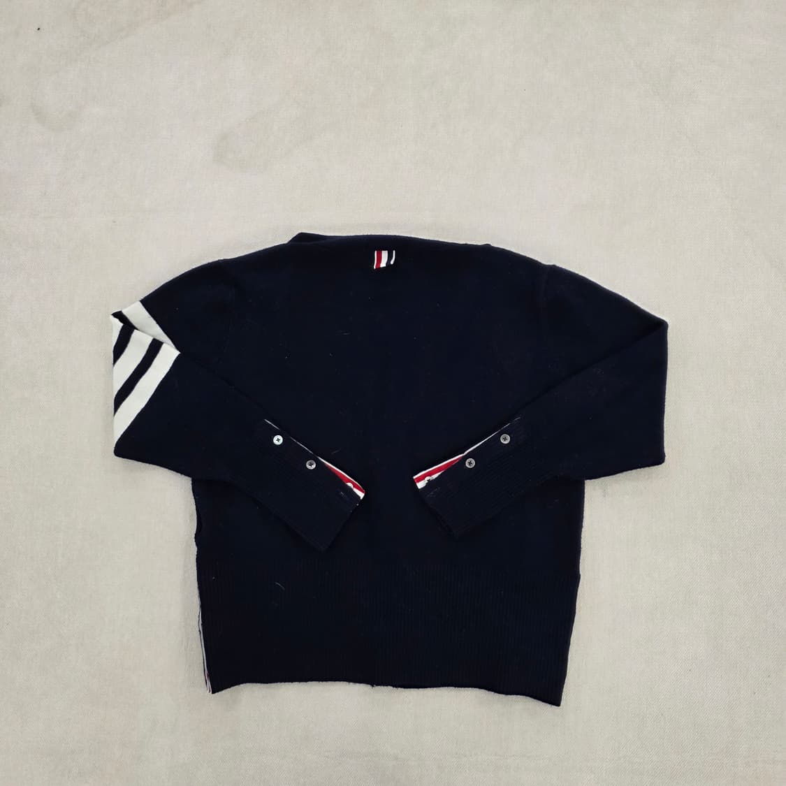 [실측확인] 고급 완장 클래식 브이넥 가디건 1229J 상품이미지3