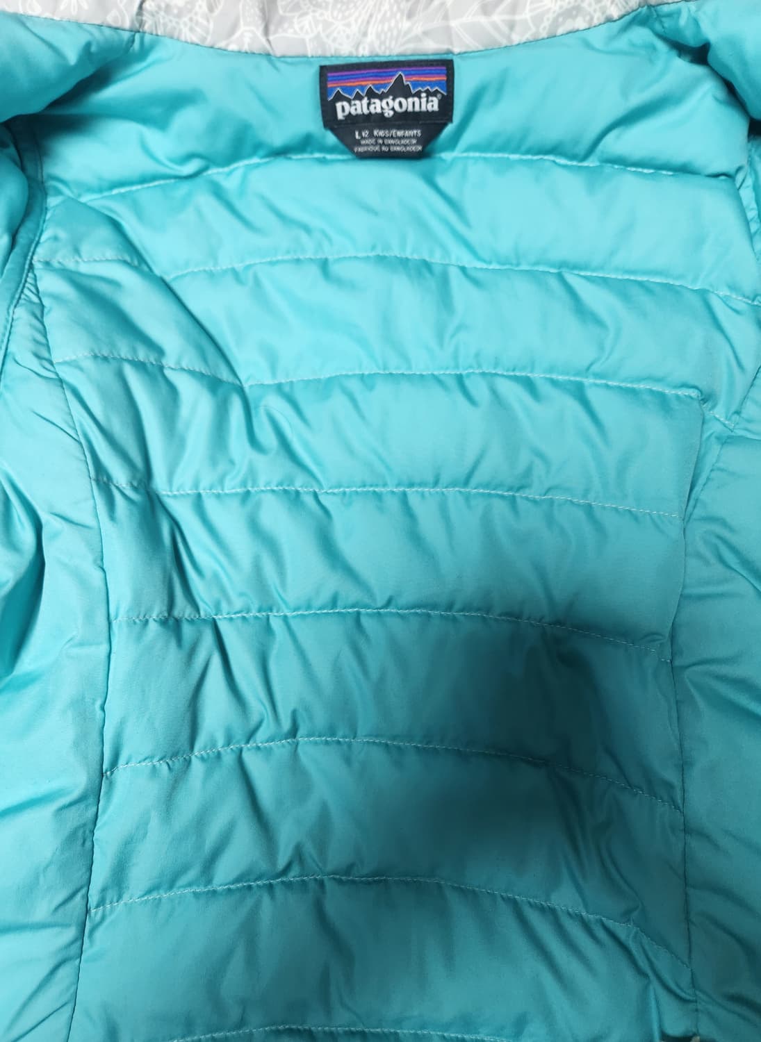 파타고니아 키즈 덕다운패딩 12Y 상품이미지3