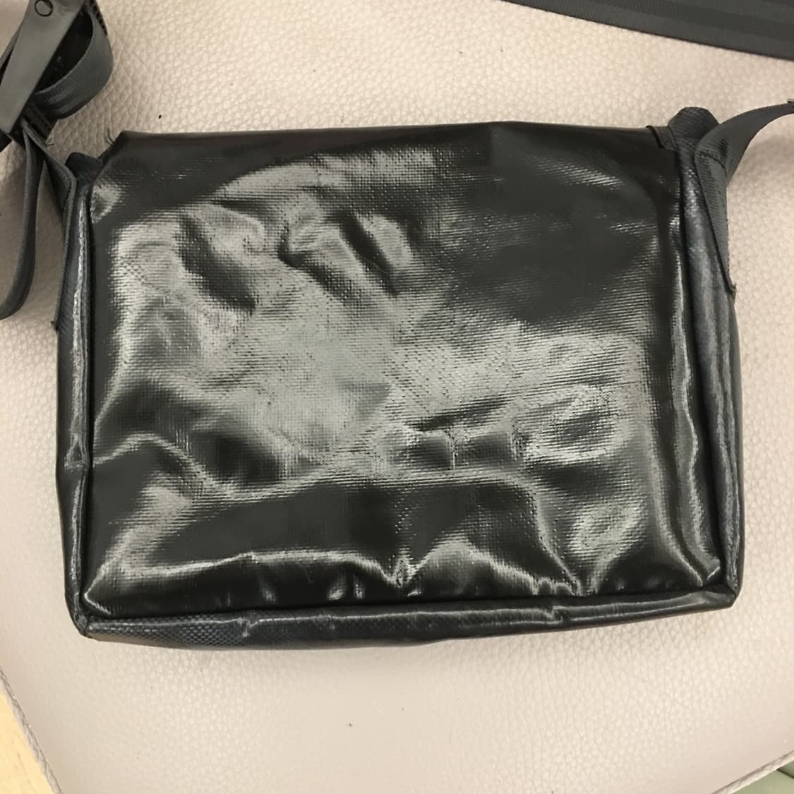 프라이탁 라씨 올블랙 상품이미지2