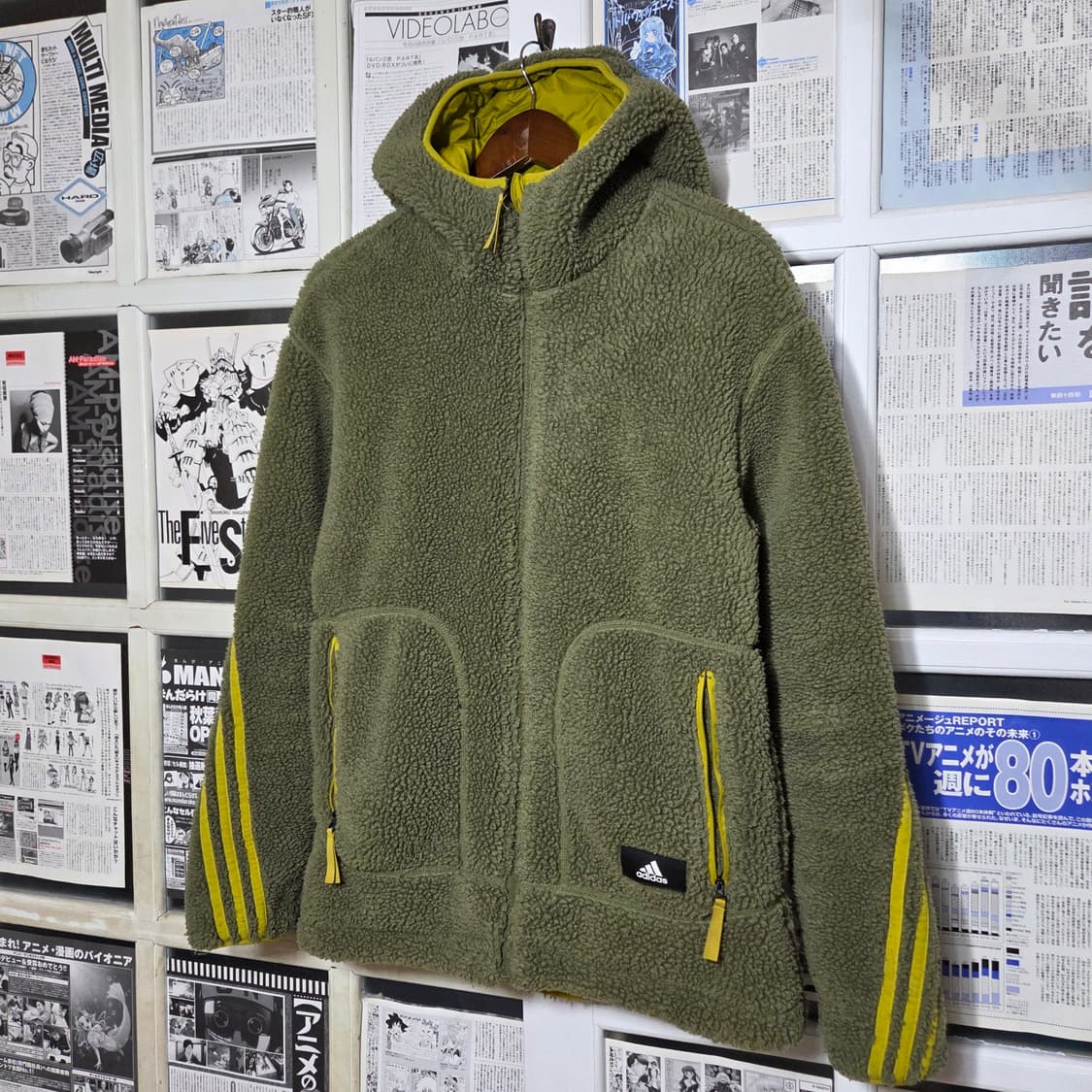 아디다스 카키 리버시블 플리스 후드 점퍼 상품이미지1