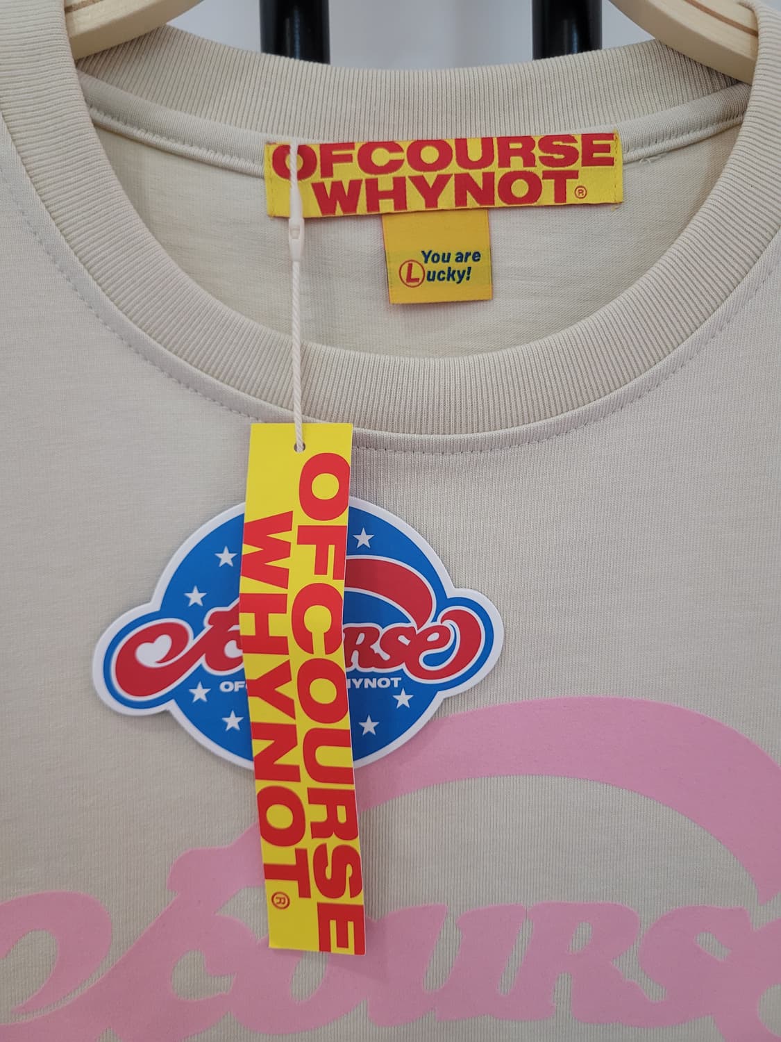오브콜스와이낫 핑크 로고 반팔티셔츠 L사이즈 택달린새제품 상품이미지3