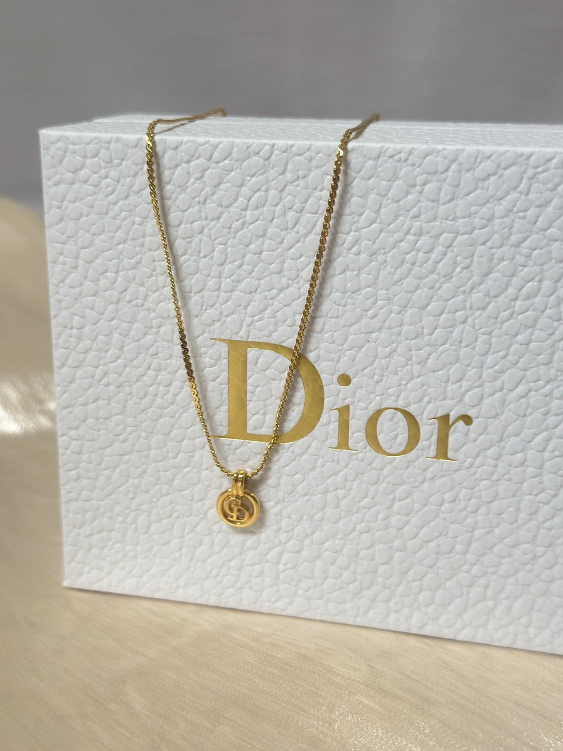 디올 CD 로고 목걸이 상품이미지1