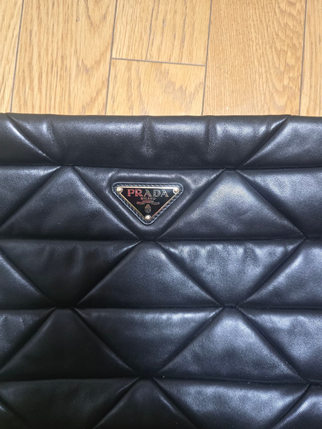 프라다 나파 패치워크 클러치 상품이미지4