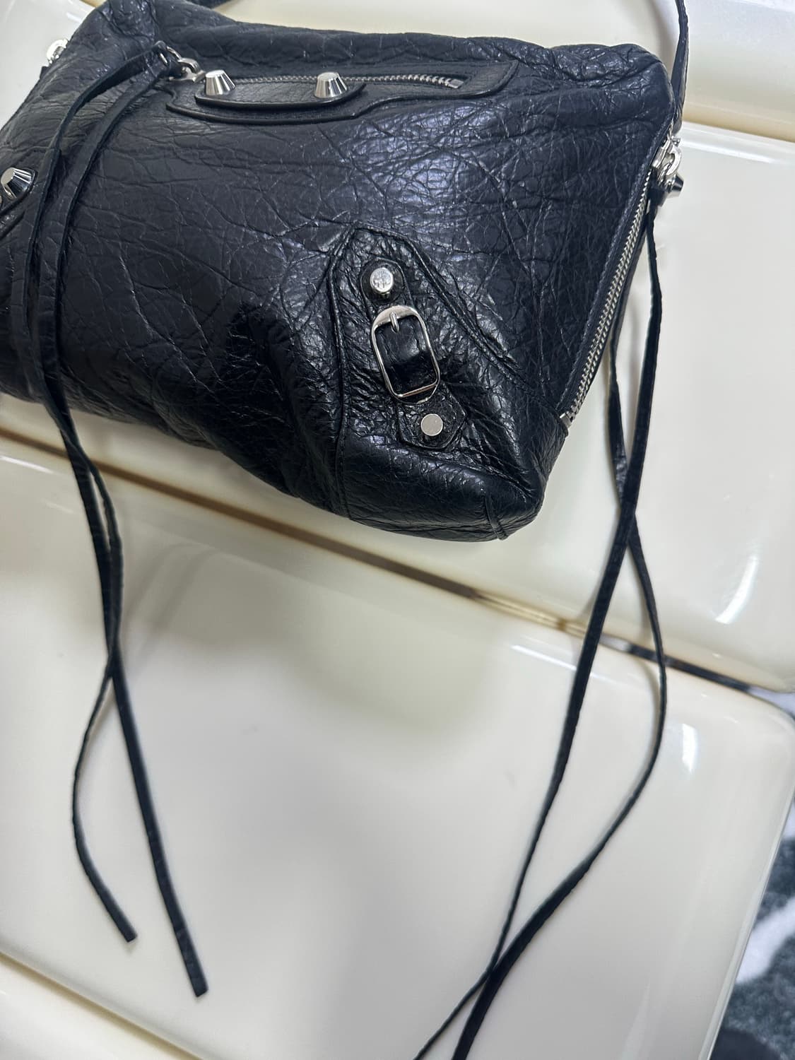 [A+ 정품] 발렌시아가 모터백 리포터 블랙 상품이미지5