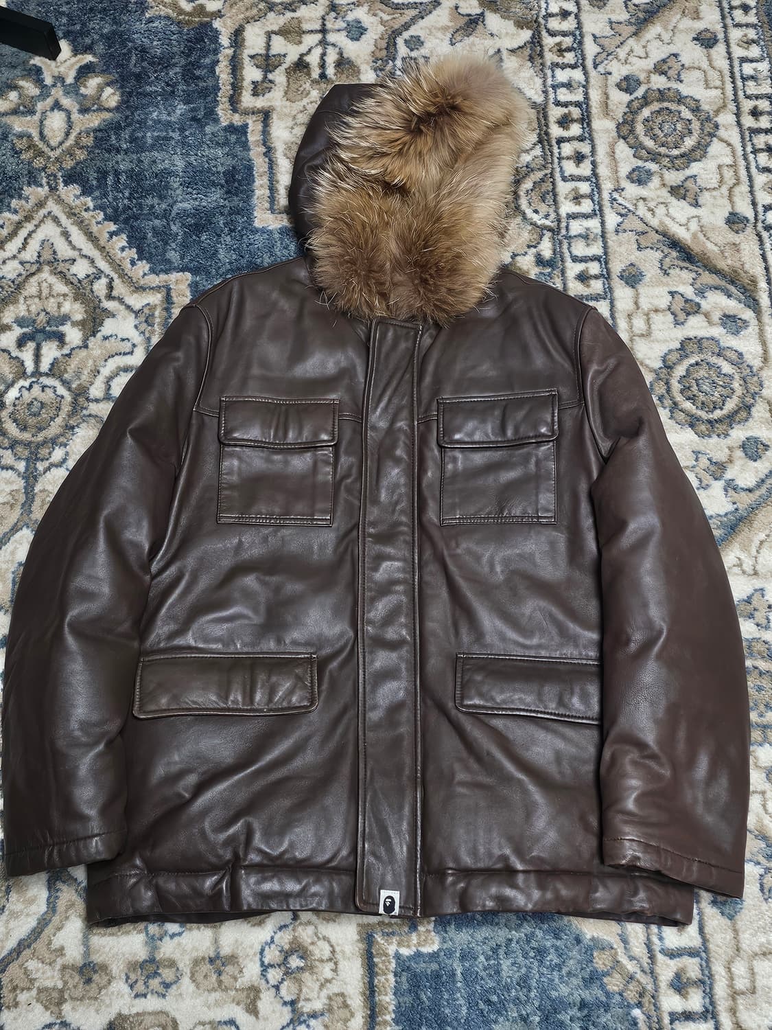 [XL] BAPE 00s 퍼 레더 다운자켓 상품이미지1