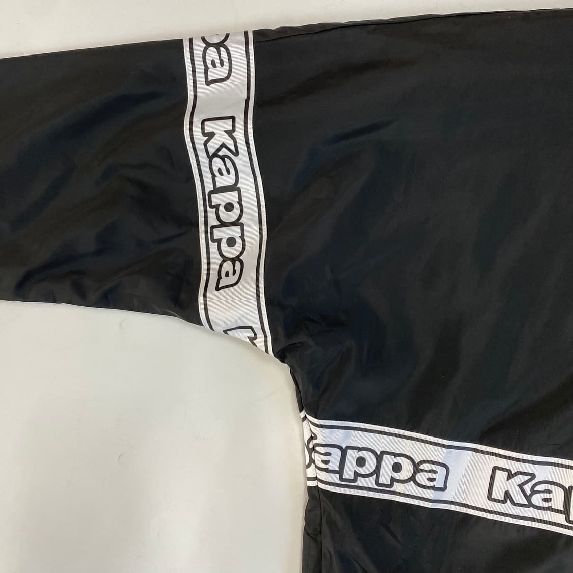 카파(Kappa) 빅로고 테이핑 바람막이 재킷 상품이미지5