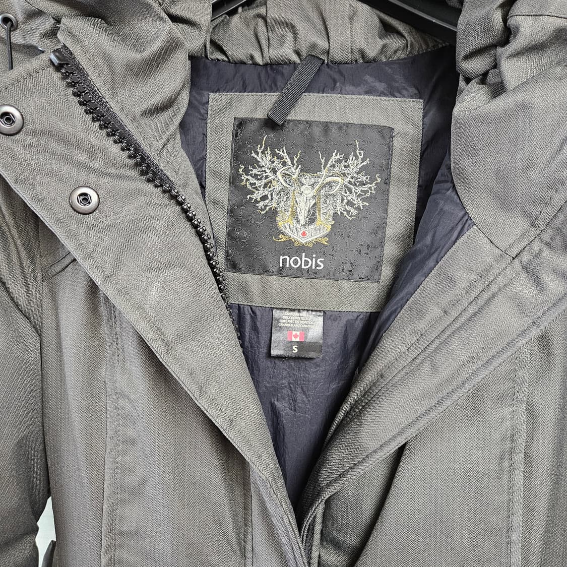 노비스 아스트리드 S 오리털 패딩 여성 카키색상 상품이미지4