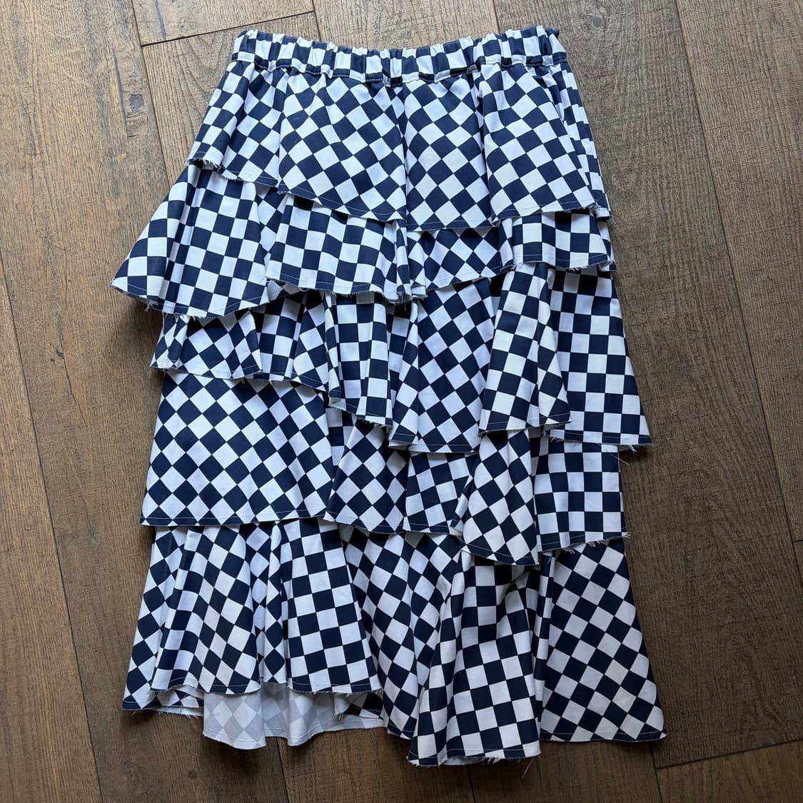 Checker Board Tiered Ruffle Skirt 상품이미지5