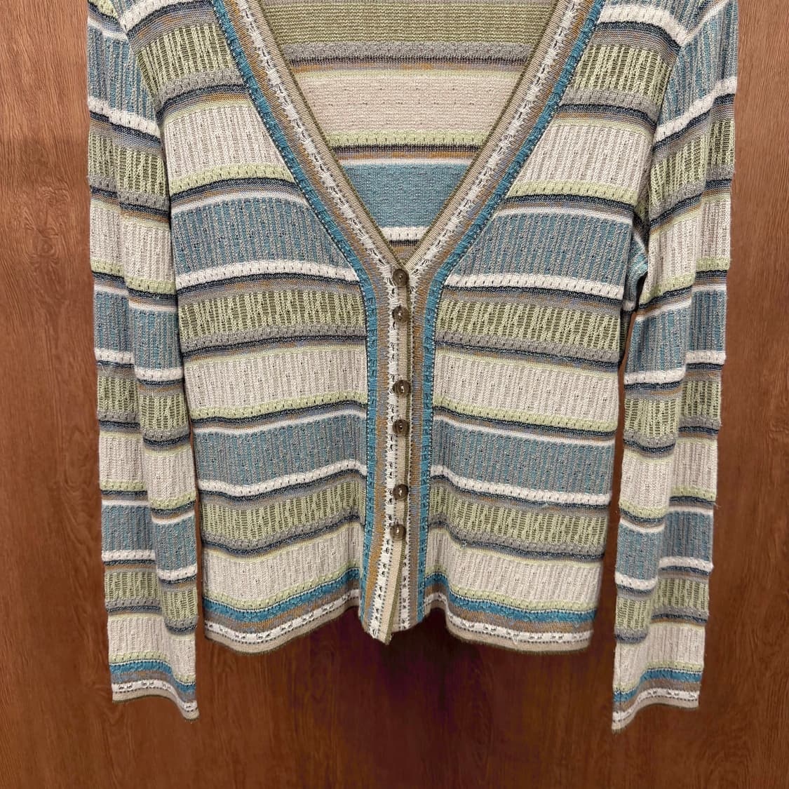 캐서린 안드레 스트라이프 니트 가디건 멀티 텍스처 배색 디테일 민트 블루 상품이미지5