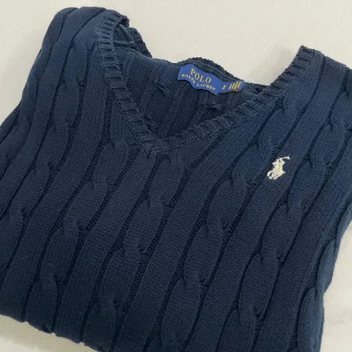 [정품] 폴로 랄프로렌 여성 슬림핏 케이블 니트 브이넥 S 상품이미지3