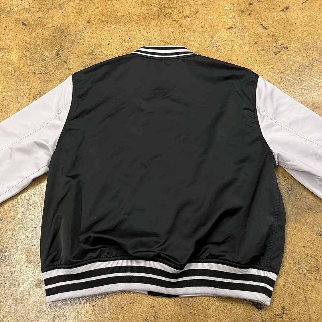 [정품/S] 와릿이즌 바시티 자켓 b16 상품이미지4