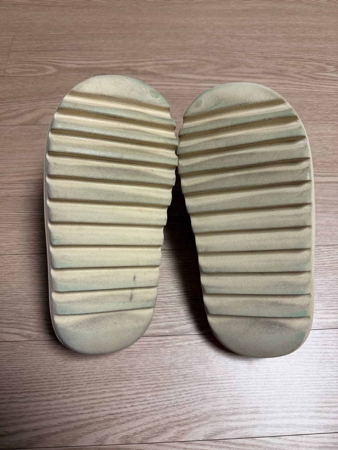 255)아디다스 이지 슬라이드 본 상품이미지5
