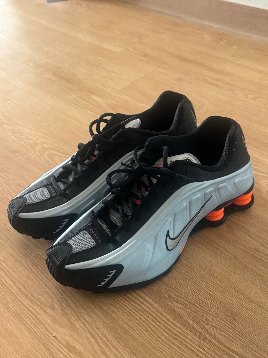 나이키 샥스 R4 W 블루틴트 260 상품이미지1