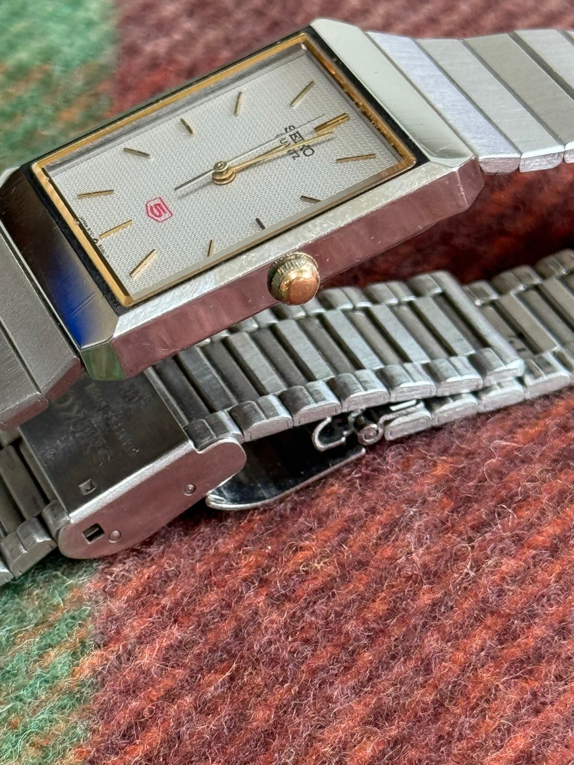 70s Seiko 5 tank quartz rare 상품이미지4