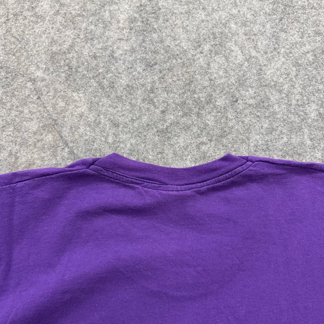 90s Vintage Fruit Of The Loom Blank Tee 상품이미지10