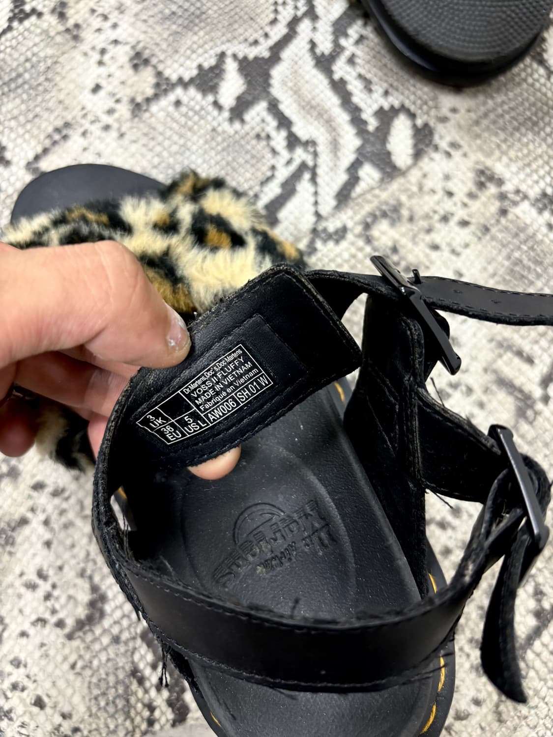 “Dr.Martens”  Leopard Kitsch Mood Shoes 상품이미지6