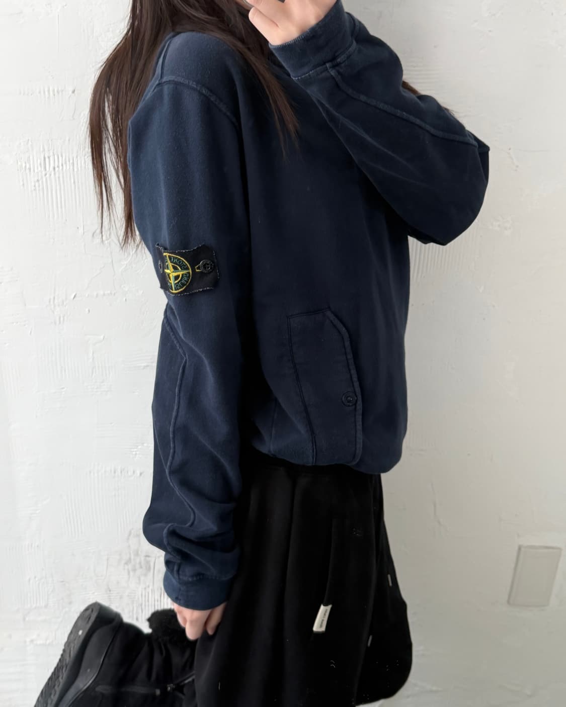 Stone Island 스톤 아일랜드 네이비 와펜 포켓 후드티 상품이미지1