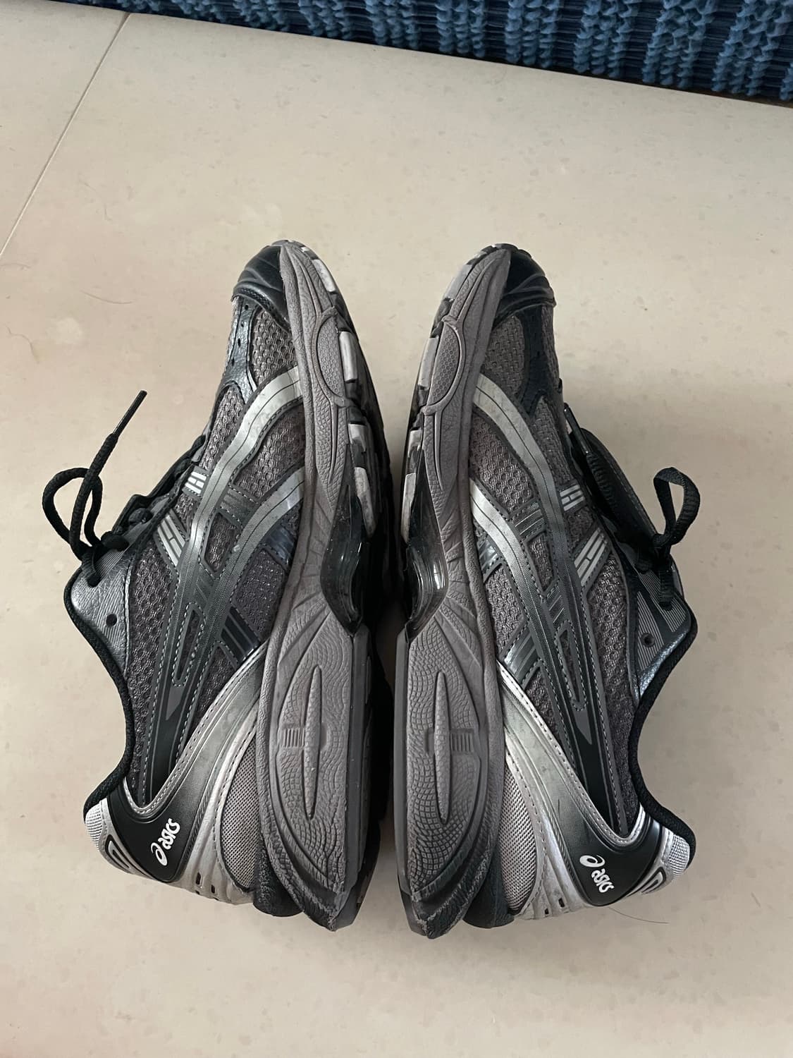 아식스 x 더뮤지엄비지터 젤카야노 14 클레이 그레이 글레이셔 그레이 상품이미지6